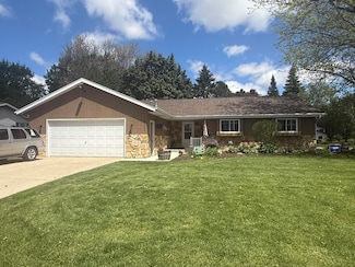 602 Chippewa Cir, Horicon, WI 53032
