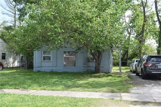 2612 8th St, Lake Charles, LA 70615