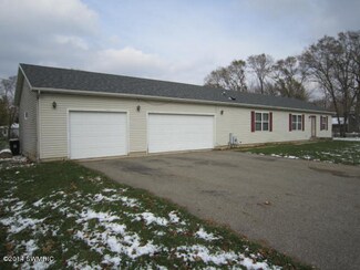 1110 Goguac St W, Springfield, MI 49015