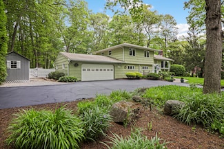 70 Bayne St, Norwalk, CT 06851