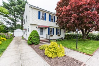 291 Beckwith St, Cranston, RI 02910