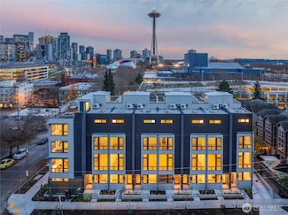 371 Valley St, Seattle, WA 98109