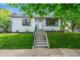 1310 SE Franklin St, Portland, OR 97202