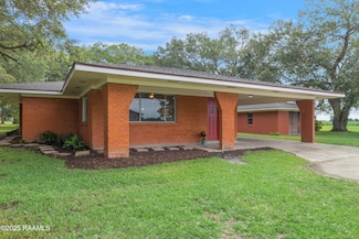 17639 Pelican Rd, Erath, LA 70533