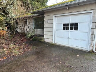 230 Greenleaf Ave, Eugene, OR 97404