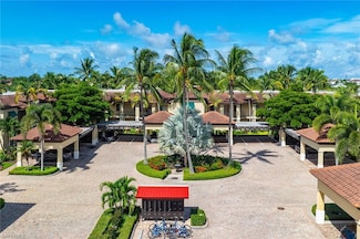 985 Sandpiper St Unit 201, Naples, FL 34102