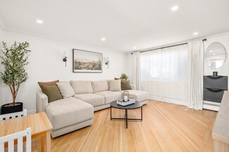 31 Andrew Cir Unit 31, North Andover, MA 01845