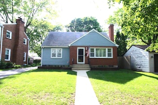 36 N Martin Ave, Waukegan, IL 60085