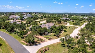 114 Turning Stone Cir, Fredericksburg, TX 78624