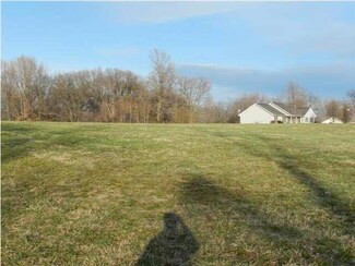 1 W Stonebead Dr, Owensville, IN 47665