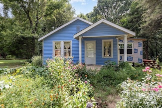 1110 Wall St, Statesville, NC 28677