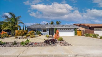 733 Sherwood Dr, Oceanside, CA 92058