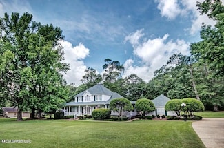 110 Country Cove Dr, Clinton, MS 39056