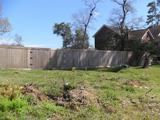 3115 Lazy Pine Ln, La Porte, TX 77571