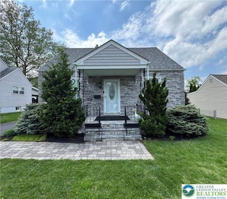 432 Willow Rd, Hellertown, PA 18055