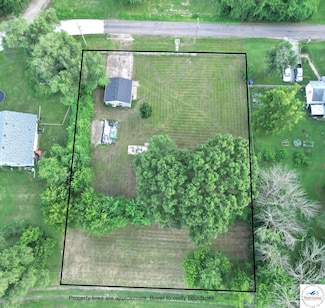 523 E Howard St, Sedalia, MO 65301