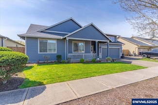 2262 A St, Hubbard, OR 97032