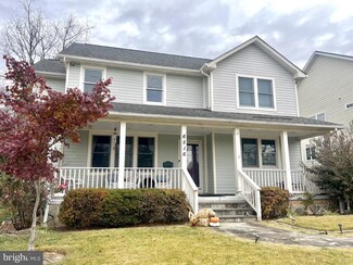 6516 Roosevelt St, Falls Church, VA 22043