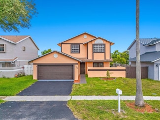 930 SW 99th Ave, Pembroke Pines, FL 33025