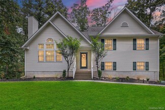 264 Lauer Rd, Poughkeepsie, NY 12603