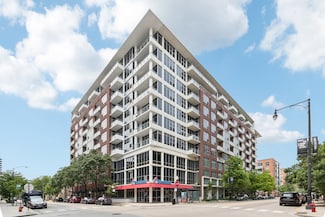 901 W Madison St Unit 1002, Chicago, IL 60607