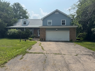 421 E Wise Rd, Schaumburg, IL 60193