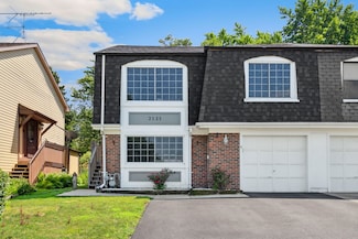 2125 Leeward Ln, Hanover Park, IL 60133