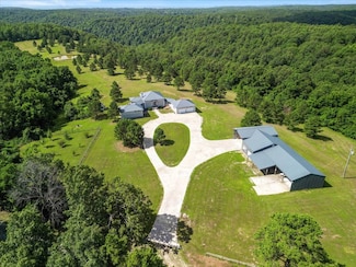 629 Miller Ridge Ln, Yellville, AR 72687