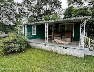 1911 Gordon St, Jackson, MS 39203