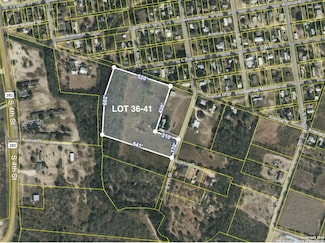 1075 7th St, Poteet, TX 78065