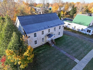 5 Pleasant St, Bristol, VT 05443