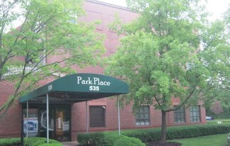 535 Wayland Ave Unit E, Kenilworth, IL 60043
