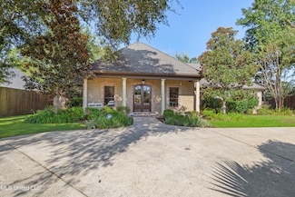 3302 Government St, Ocean Springs, MS 39564