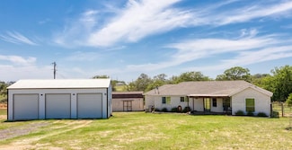 177&173 Lakeview Cir, La Vernia, TX 78121