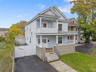 807 Burnet Ave, Syracuse, NY 13203