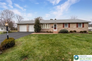 3105 Hecktown Rd, Easton, PA 18045