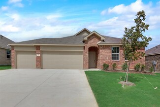 439 Ridge Dr, Justin, TX 76247