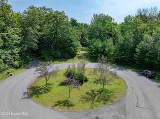 20 Copperfield Rd, Greenfield Center, NY 12833