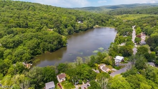 54 E Shore Trail, Stockholm, NJ 07460