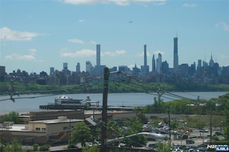 154 Undercliff Ave Unit 1, Edgewater, NJ 07020