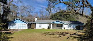 298 Ozona Rd, Picayune, MS 39466