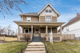229 W Downer Place, Aurora, IL 60506