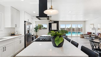 8865 Highsmith Ln, San Diego, CA 92119