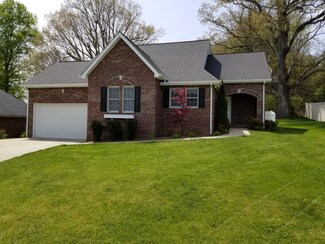 12143 Harvard Ln, Glade Spring, VA 24340