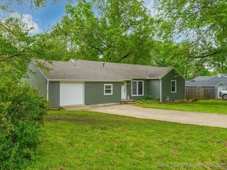 1624 Prairie Heights Dr, Bartlesville, OK 74006