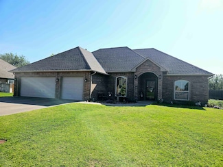 2209 Mt Vernon Rd, Enid, OK 73703