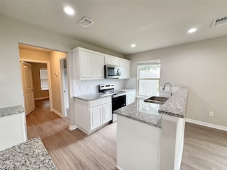 2801 W Washington St, Denison, TX 75020
