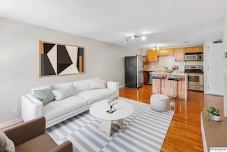 105 N 31 Ave Unit 607, Omaha, NE 68131