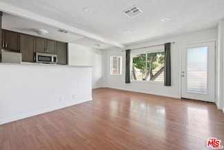 6612 De Longpre Ave Unit 4, Los Angeles, CA 90028