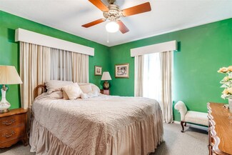 2551 Sunset Ave, Dallas, TX 75211